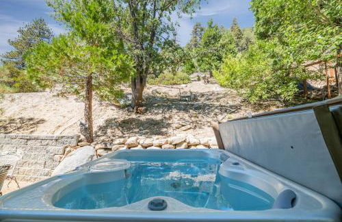 Moonlight Shores Lakefront - Lakefront home with hot tub! - Foto 17