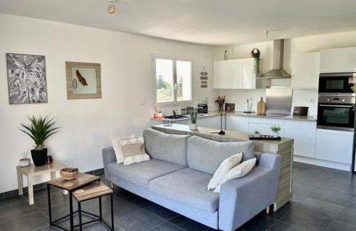 Charmante maison vue garrigue avec piscine - Foto 9