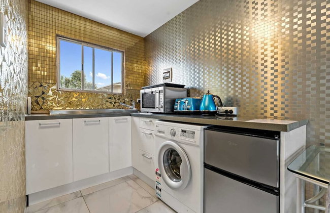 11 of 43 woodward road mount albert - Foto 5