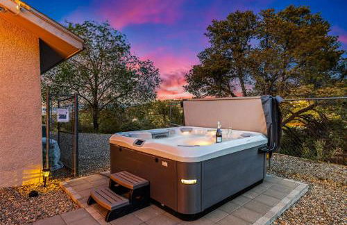 Lynx Lake Lux 6-BR HouseSleeps 22Hot TubGame Rm - Foto 97