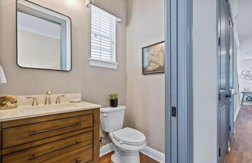 Boutique Luxury Home, Private Pool Close to Disney REU101 - Foto 35