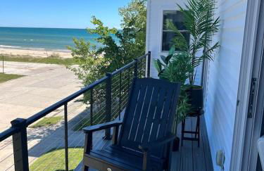 Beachside Condo w Stunning Lake Views - Foto 54