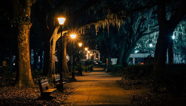 Calles de Savannah al caer la noche
