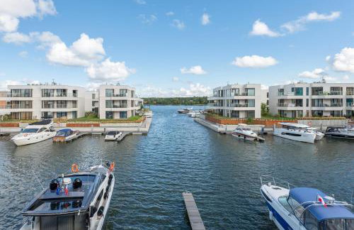 Sol Marina - Pool, SPA, Wellness, Riverview & Parking by Downtown Apartments - Foto 2