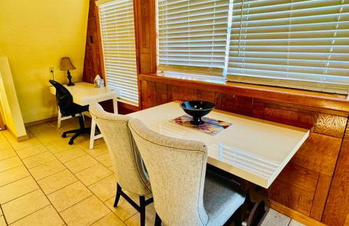 Lake View Twin Homes, Spacious Decks & Kitchens - Foto 40