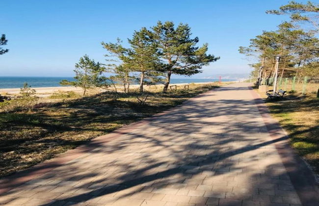 Bungalow With a Sunny Terrace - Foto 26