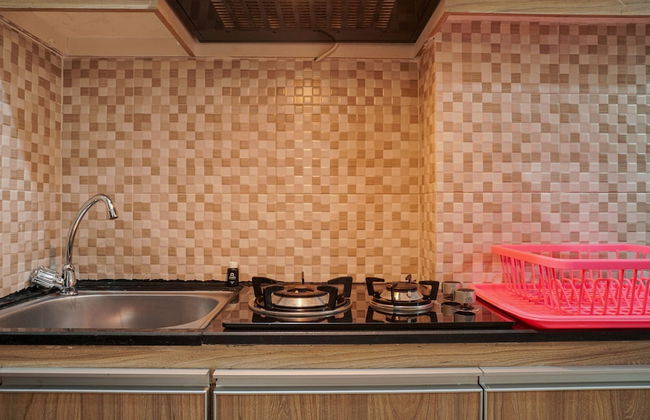 Chic and Cozy Studio at Tifolia Apartment - Foto 8