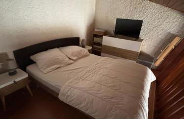 Duplex rénové dans résidence privé proche de toutes commodités place de parking inclu - Foto 8