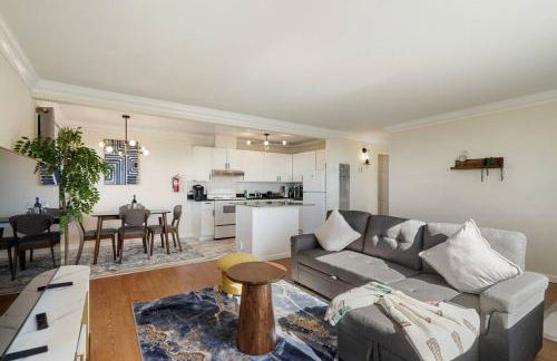 Mountain View 2BR Retreat with Private Deck - Foto 34