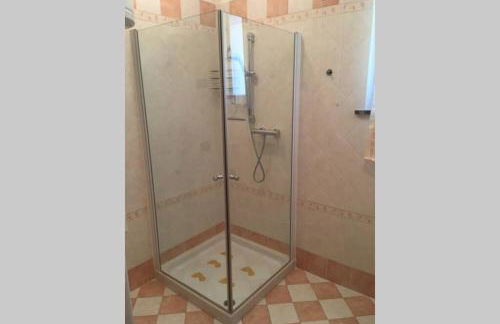 Casa a schiera fronte lago con giardino - Foto 21