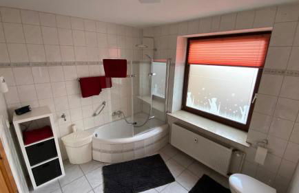 Charaktervolle Whg mit Parkplatz nähe Kassel - Foto 36