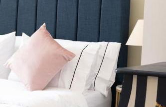 Warm Beachfront Getaway with Winter Ocean Views & Parking - Foto 96