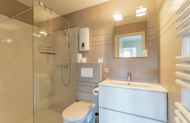 Apartment With Balcony and sea Views - Photo 14