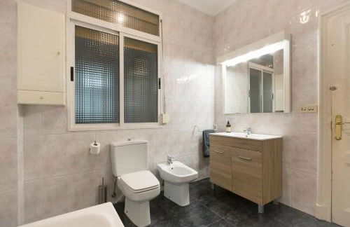 Amplio Apartamento en Casco Viejo - Corazón de Bilbao - Foto 34