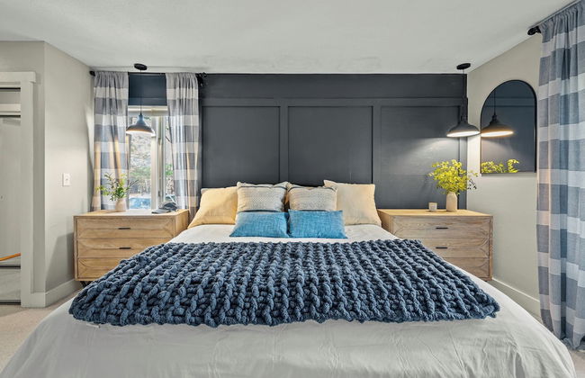 The Après-alpine by Avantstay Cozy Modern Cabin w/ Deck - Foto 13