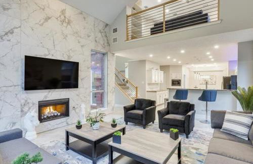 Captivating 6BR 3B Home with Pool & Fire Pit - Foto 52