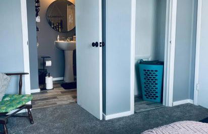 1 BR Cozy Apartment with Fire Pit Short walk to town - Foto 26