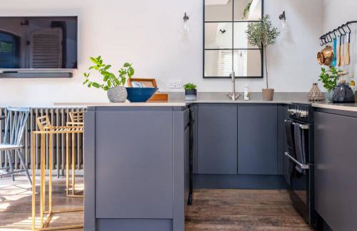 The Little Gate House - Photo 8