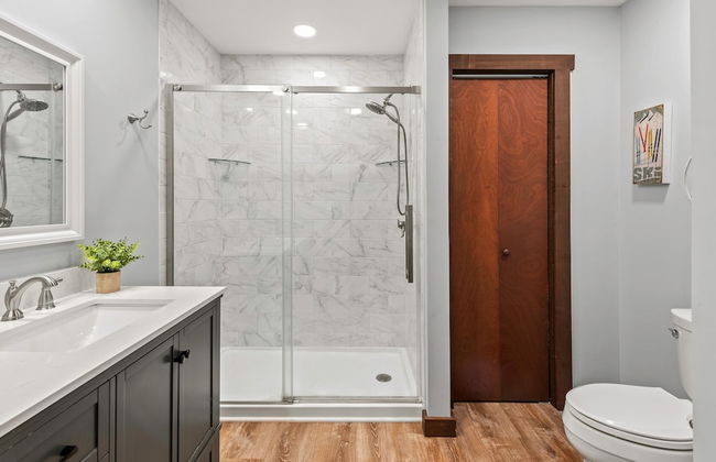 Boulder Pointe by Avantstay Deck Forest Views Boulder Lake Club Passes - Foto 26