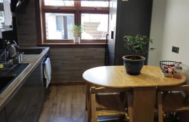 Self-catering extended family home - Photo 5