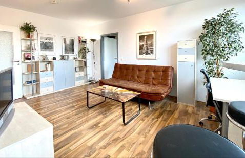 DOMspitzen-BLICK, cooles 2 Zimmer Apt mit Indoor-Swimmingpool auf dem Dach, Küche und Smart-TV - Foto 12