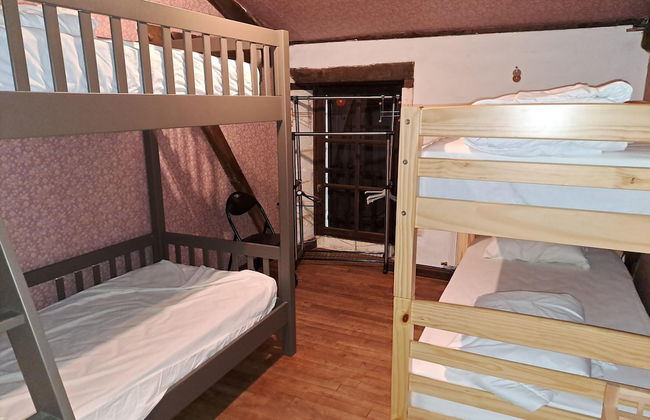 Spacious Farmhouse With Private Heated Pool in a Rustic Garden - Foto 7