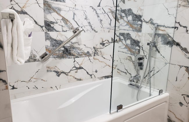 Alexander 807 5 Bedroom Apts by RedAwning - Foto 26