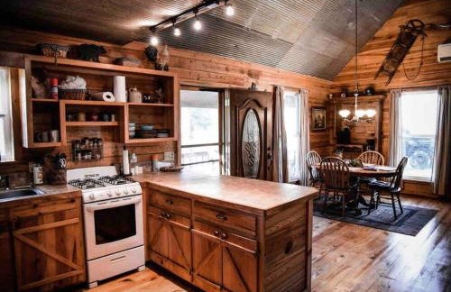 Collier Cabin on Collier Creek - Foto 25