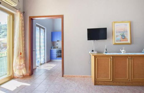 Nice Apartment In Marina Di Caronia - Foto 4
