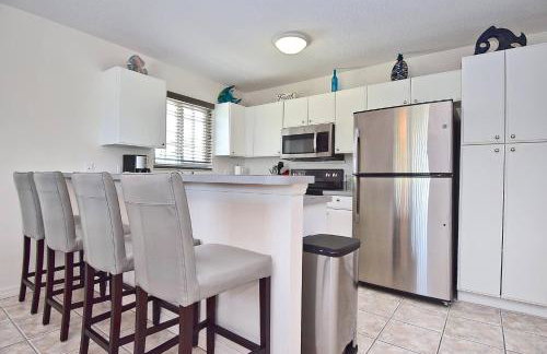 Beach Supplies | Fire Pit | Walk to Beach & Marina - Foto 22