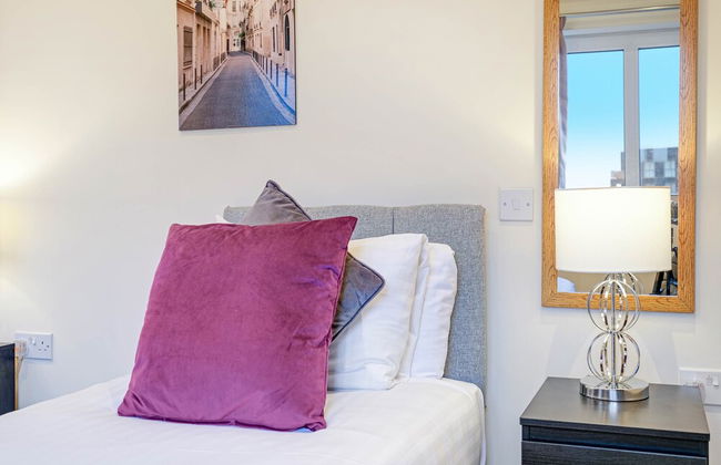 Luxury 3 Bedroom Apartment with Parking - Foto 17