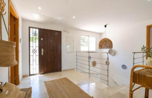Casa Feliz - Luxury Villa with Private Pool - Photo 22