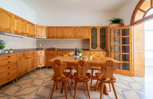 La Corte con Vista - with Terrace & Parking - Foto 16