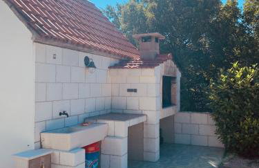 Bonaventura - Countryside Villa near Split with Private Pool - Photo 4