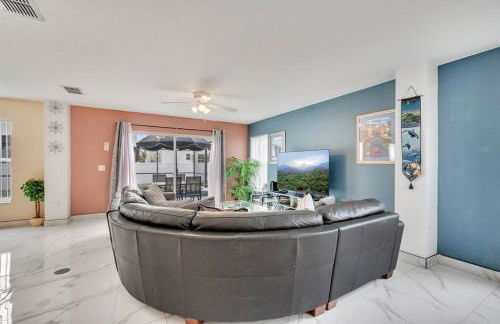 South Facing Pool, Close to Attractions, Remodeled - Foto 22