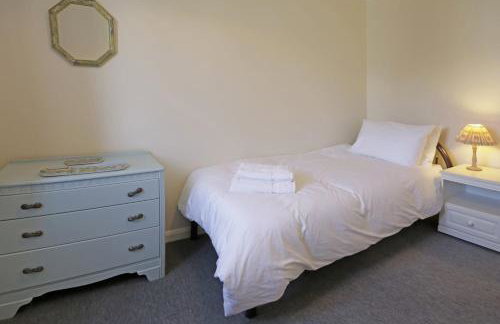 Sparrows, Wangford nr Southwold - Photo 11