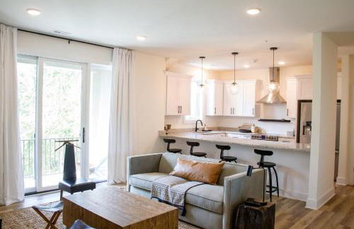 Apartment in Heart of Crozet Near KFV - Mtn Views 302 - Foto 4