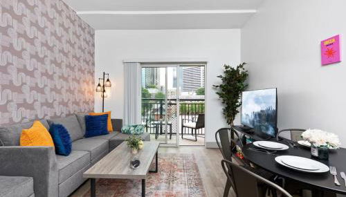 Stylish 4 Bed - 2 Mins to Stadium - Free Parking - Gym - Views - Foto 2