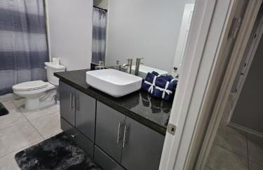 Beautiful Apartment 9 min to Mercedes Outlets - Foto 23