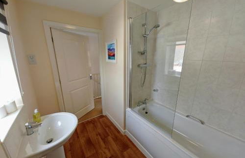 Spacious 2Bed Maisonette Business or Leisure - Foto 8