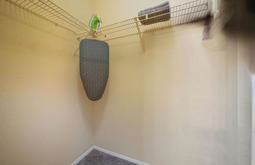 Upscale 1BR Apartment Home - Foto 13