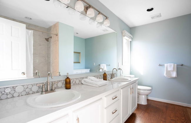 Lighthouse by Avantstay Beachfront View Home w/ Pool Table & Ping Pong - Foto 27