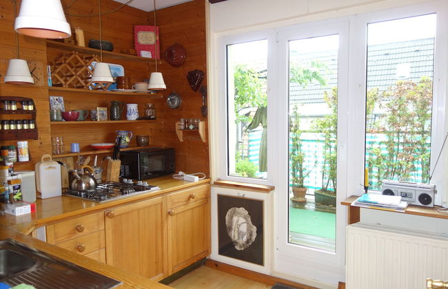 Big 2 Room Apartment with Balcony - Photo 6