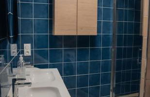 maison quartier médiéval au pied du château FOUGERES - Foto 29