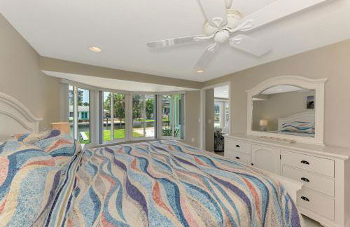 Bikini Tini Time - Foto 28