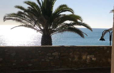 Beach front/waterside apartment - Foto 5