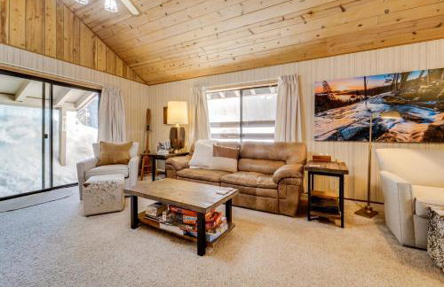 6 Mi to Sugar Bowl Resort Soda Springs Cabin! - Foto 6