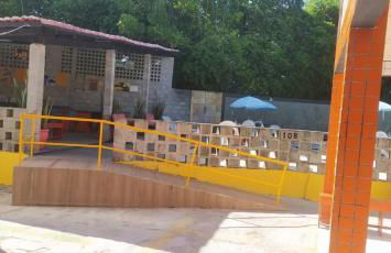 FLATS na Praia do Rio Âmbar, 40 m da praia, com 60 m2, cozinha completa, 2 quartos com ar condicionado, acomoda 8 pessoas, piscinas, área de lazer, WIFI, caseiro, ambiente familiar. - Foto 7