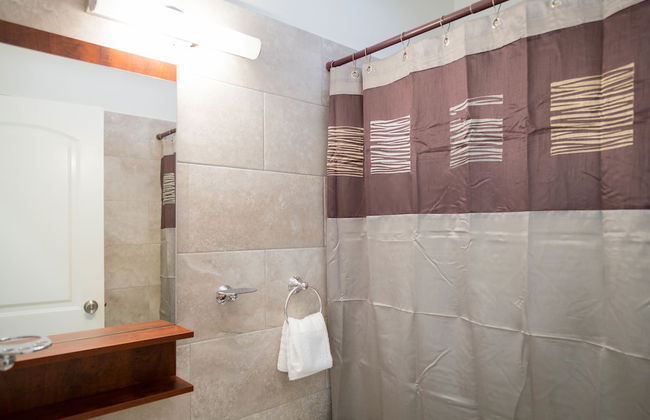 Centrally Located Guest Apartments - Foto 17