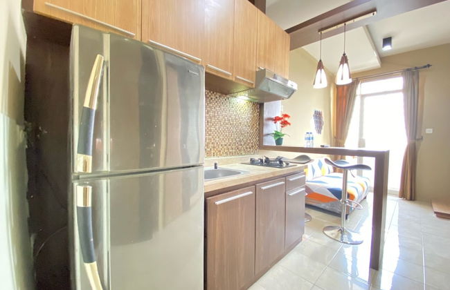 Comfortable 2Br At The Edge Bandung Apartment - Photo 10